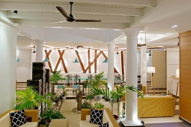 Crystal Sands Beach Hotel At 마푸시 외부 사진