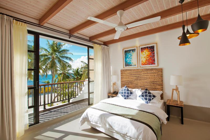 Crystal Sands Beach Hotel At 마푸시 외부 사진