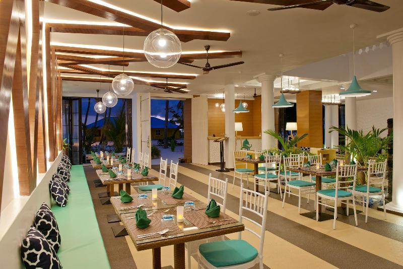 Crystal Sands Beach Hotel At 마푸시 외부 사진